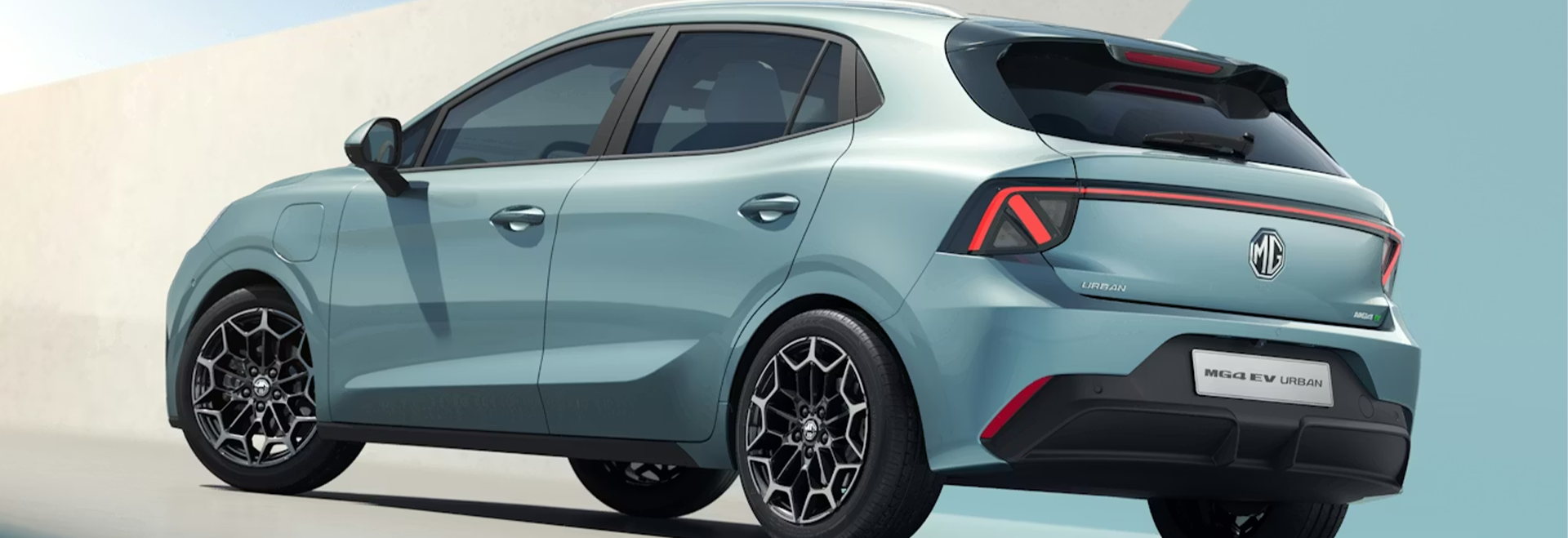 MG4 EV Urban Heckansicht – sportliches Design des Elektroautos